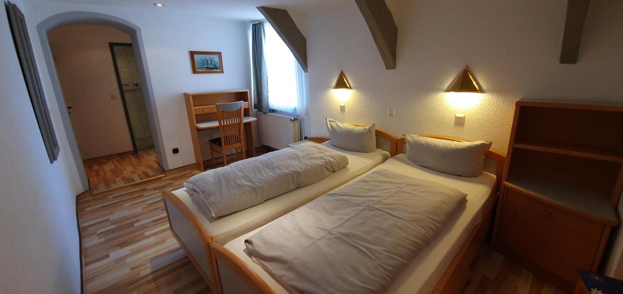 Hotel Zur Krone ฮาเมลน์ ภายนอก รูปภาพ