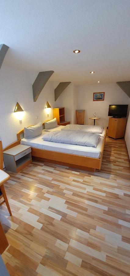 Hotel Zur Krone ฮาเมลน์ ภายนอก รูปภาพ