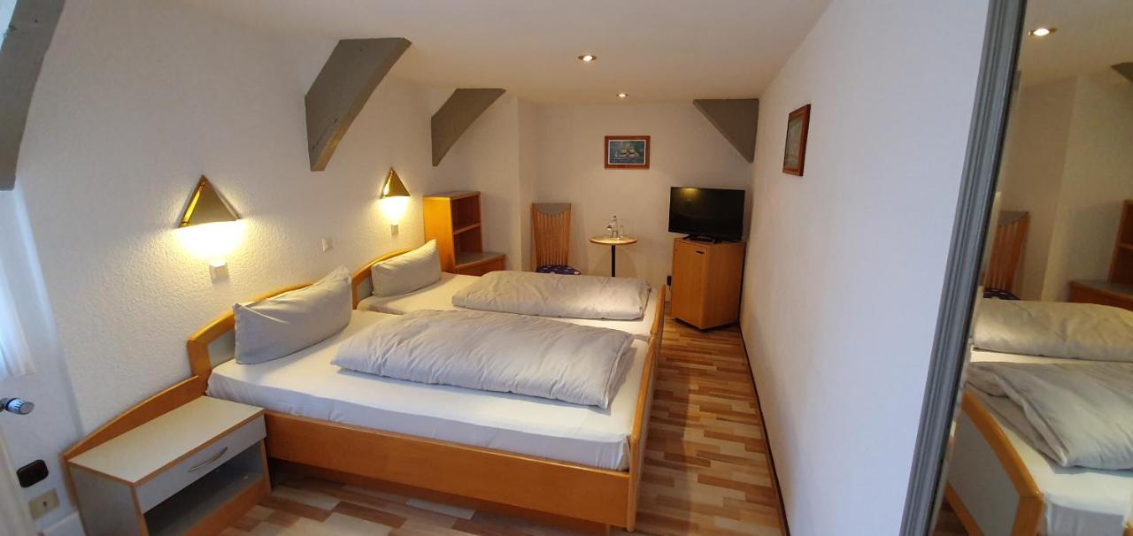 Hotel Zur Krone ฮาเมลน์ ภายนอก รูปภาพ