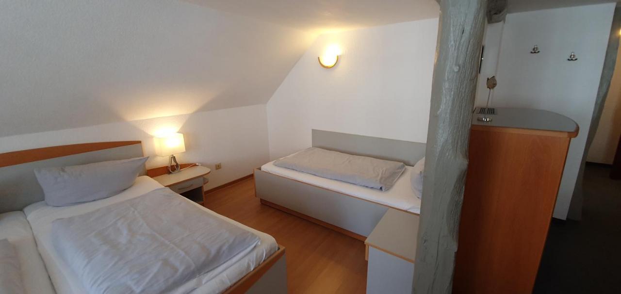 Hotel Zur Krone ฮาเมลน์ ภายนอก รูปภาพ